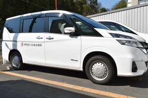 透析送迎用車