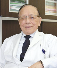 衞藤 義勝医師