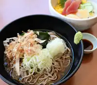 そば・うどん鉄火丼セット