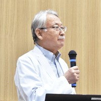 小川　郁医師